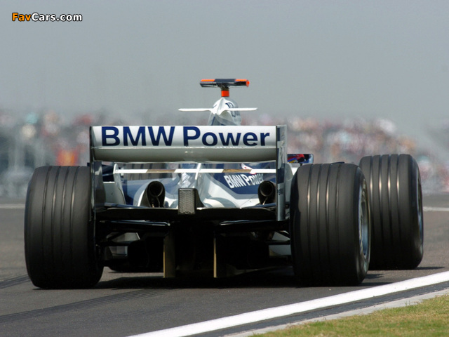 Images of BMW WilliamsF1 FW26 (B) 2004 (640 x 480)