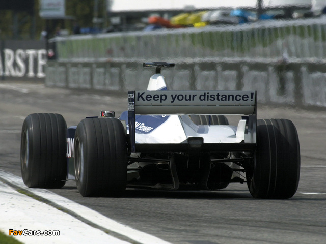 Images of BMW WilliamsF1 FW23/FW23 2001 (640 x 480)