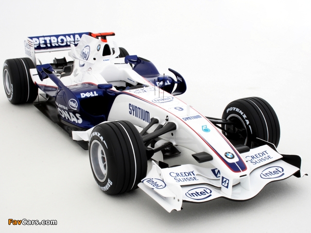 Pictures of BMW Sauber F1-07 2007 (640 x 480)