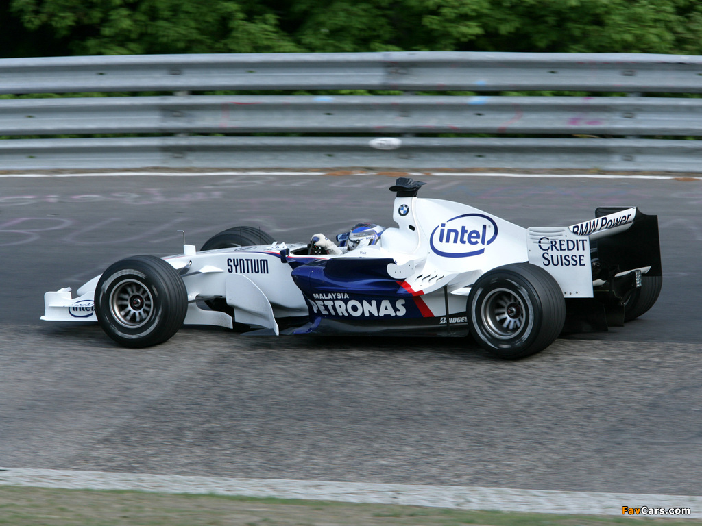 Pictures of BMW Sauber F1-07 2007 (1024 x 768)