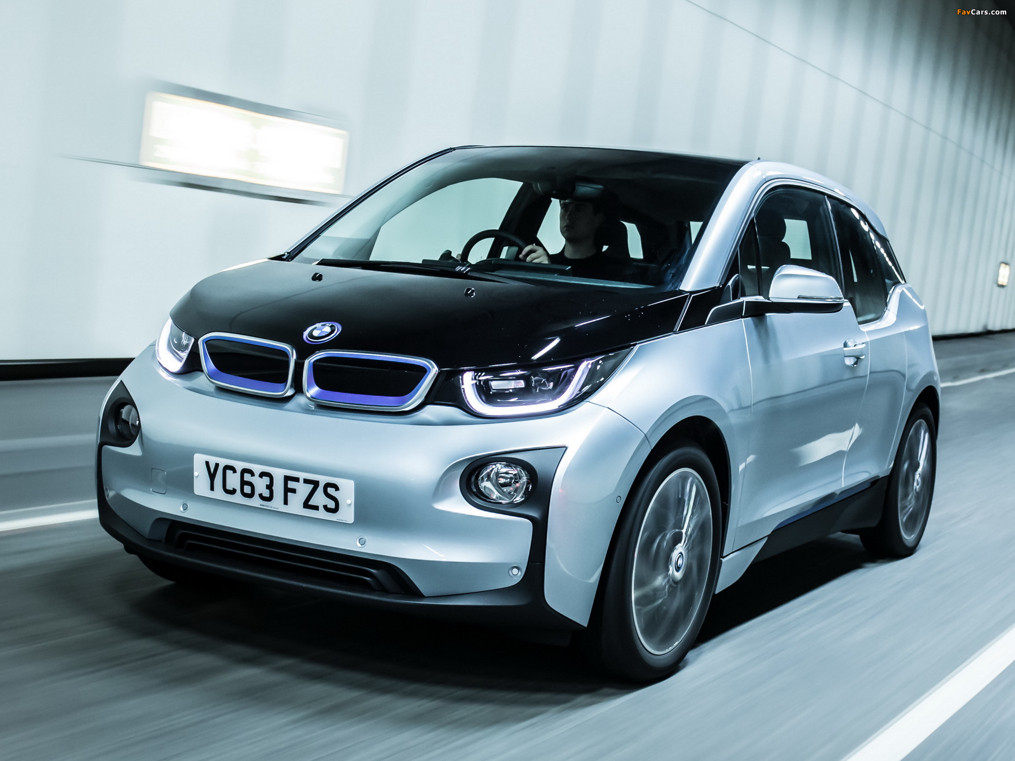 BMW i3 UK-spec 2013 wallpapers (2048 x 1536)