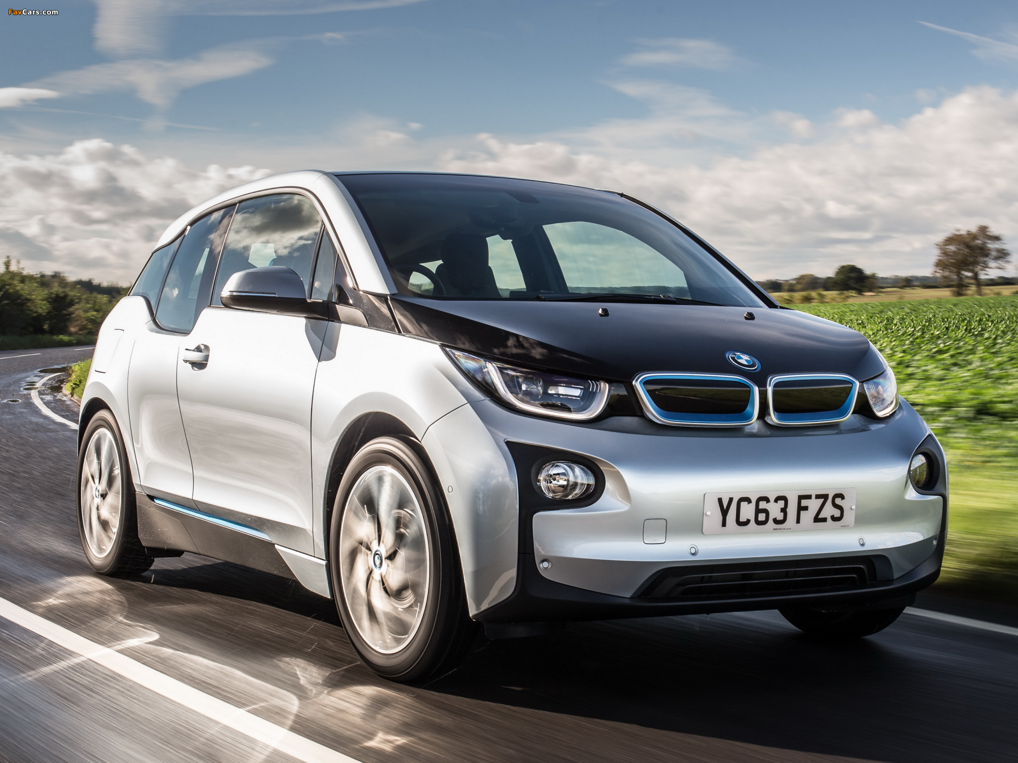 BMW i3 UK-spec 2013 wallpapers (2048 x 1536)