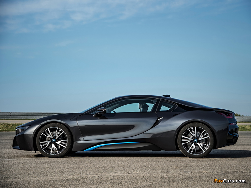 BMW i8 2014 photos (800 x 600)