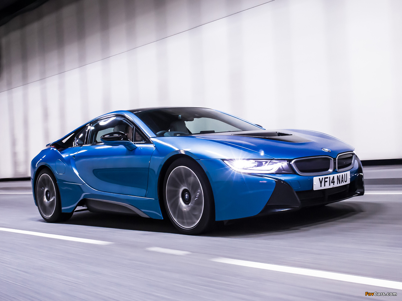 BMW i8 UK-spec 2014 wallpapers (1280 x 960)