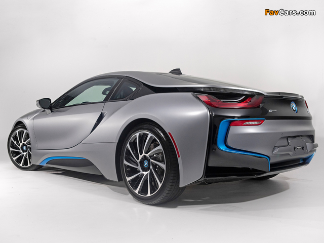 Images of BMW i8 Pebble Beach Concours d’Elegance Edition 2014 (640 x 480)
