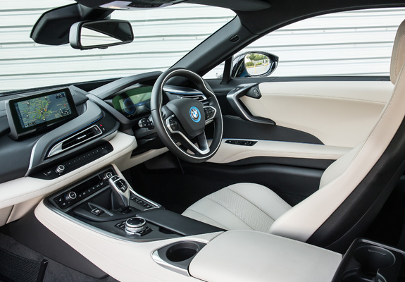 Images of BMW i8 UK-spec 2014