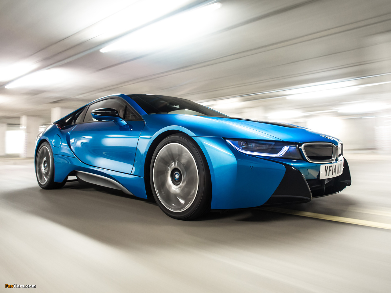 Photos of BMW i8 UK-spec 2014 (1280 x 960)