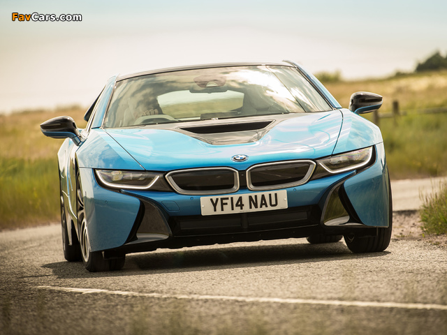 Pictures of BMW i8 UK-spec 2014 (640 x 480)