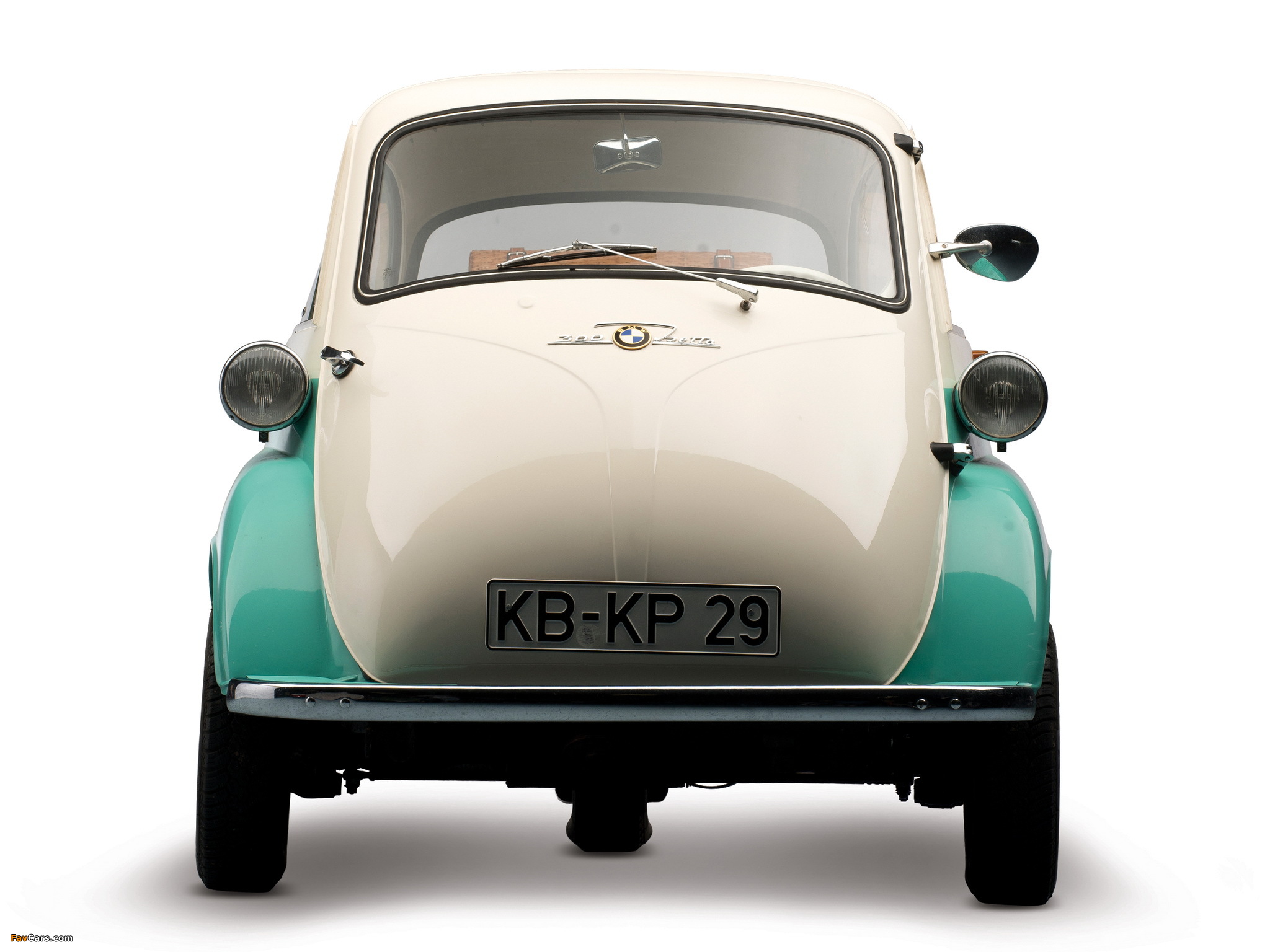 Images of BMW Isetta 300 3-wheel Special 1959–62 (2048 x 1536)