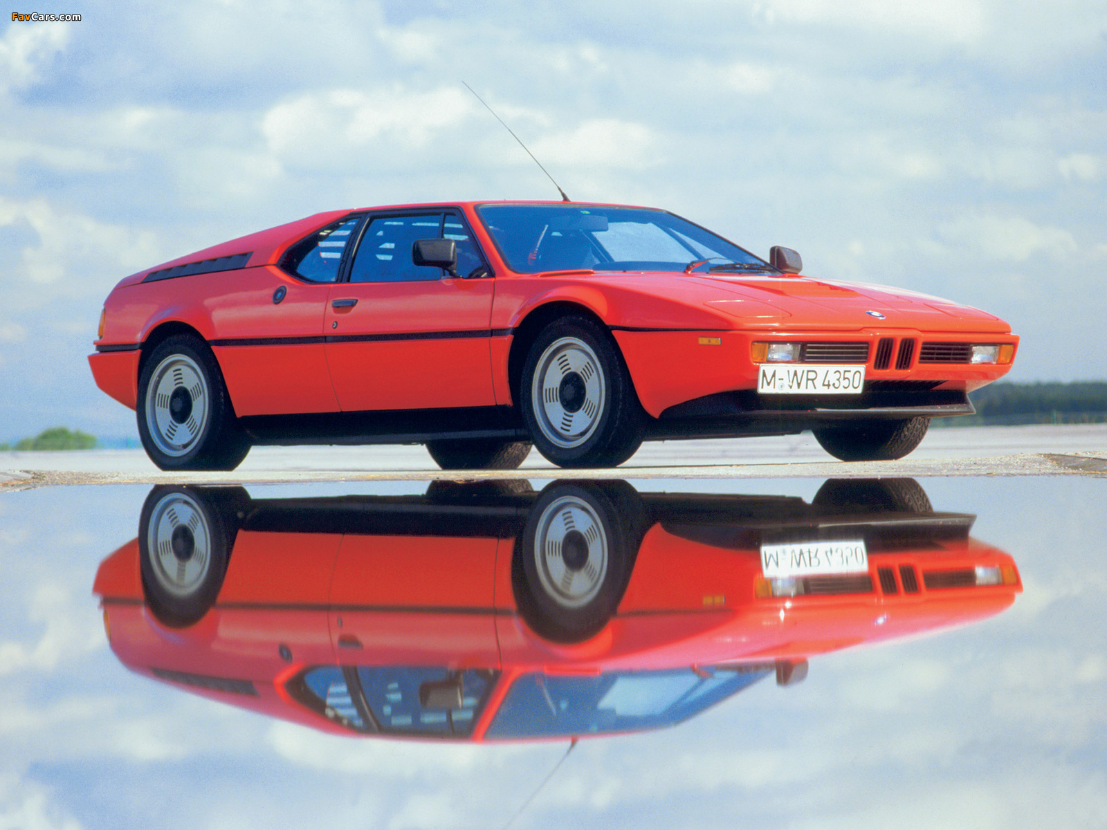 BMW M1 (E26) 1978–81 wallpapers (1600 x 1200)