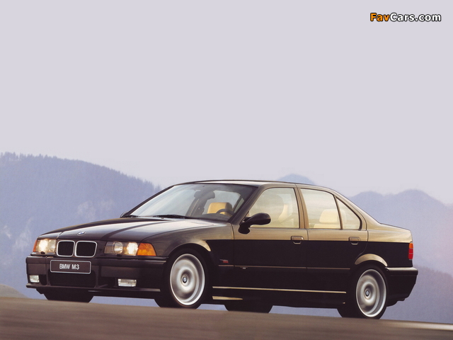 BMW M3 Sedan (E36) 1994–98 pictures (640 x 480)