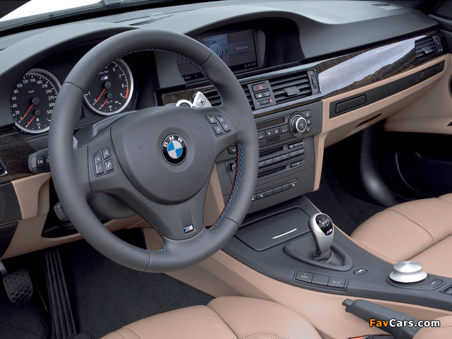 BMW M3 Cabrio (E93) 2008 photos (640 x 480)