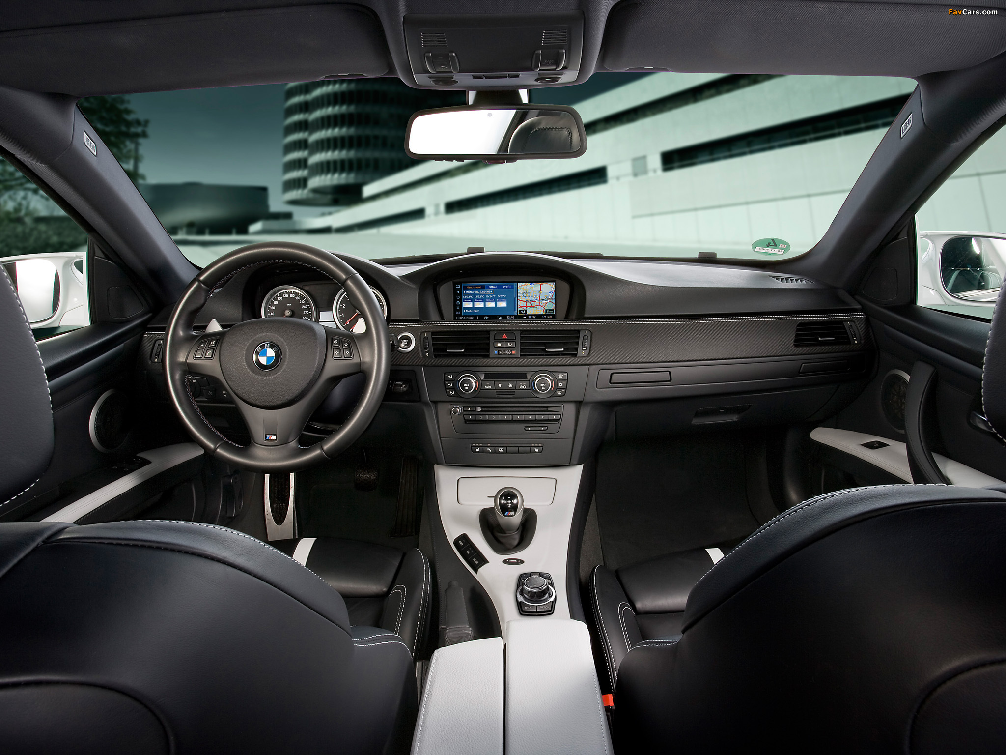 BMW M3 Coupe Alpine White Edition (E92) 2009 pictures (2048 x 1536)