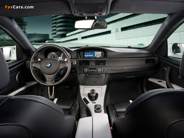 BMW M3 Coupe Alpine White Edition (E92) 2009 pictures (640 x 480)
