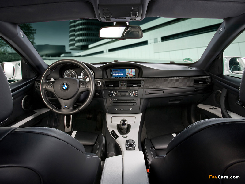 BMW M3 Coupe Alpine White Edition (E92) 2009 pictures (800 x 600)