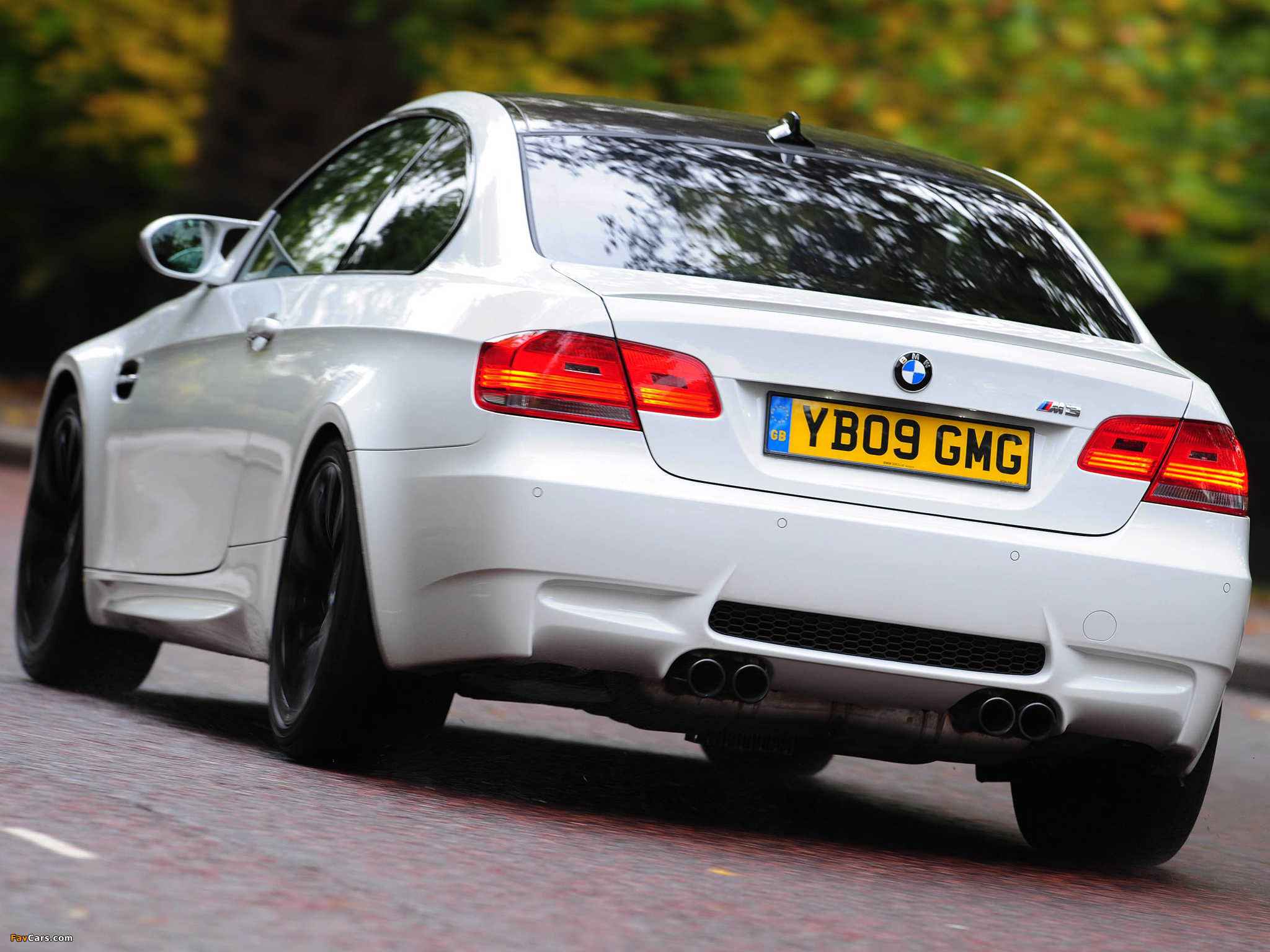 BMW M3 Edition UK-spec (E92) 2009 pictures (2048 x 1536)