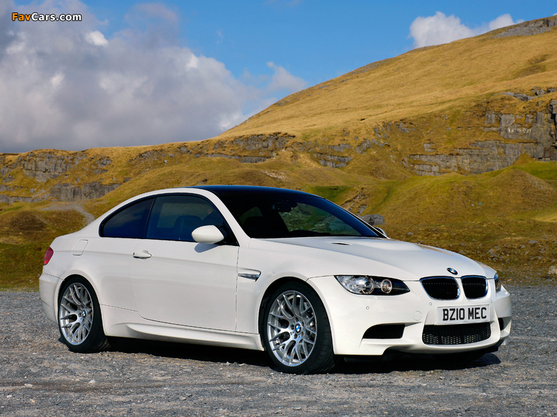 BMW M3 Coupe Competition Package UK-spec (E92) 2010 photos (800 x 600)