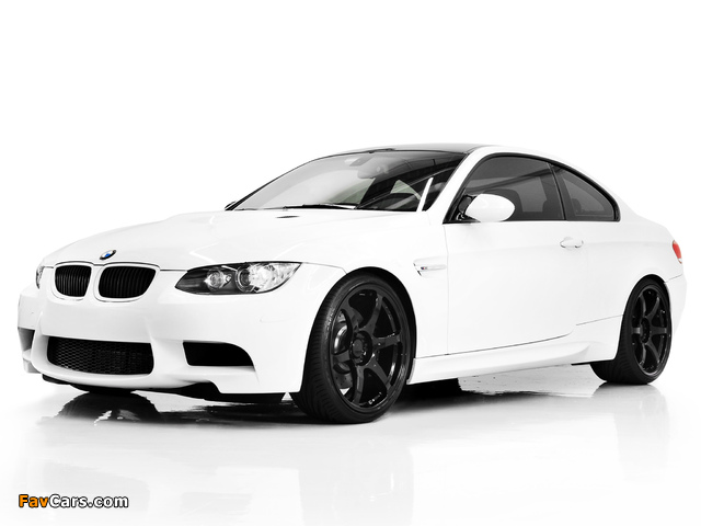 WSTO BMW M3 Coupe (E92) 2010 pictures (640 x 480)