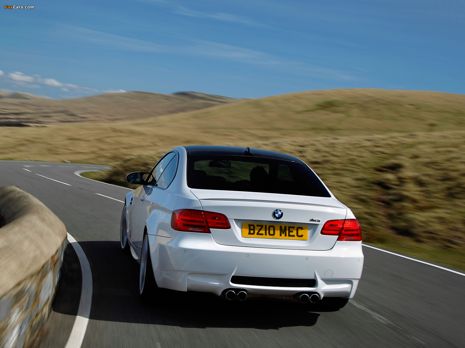 BMW M3 Coupe Competition Package UK-spec (E92) 2010 pictures (1600 x 1200)