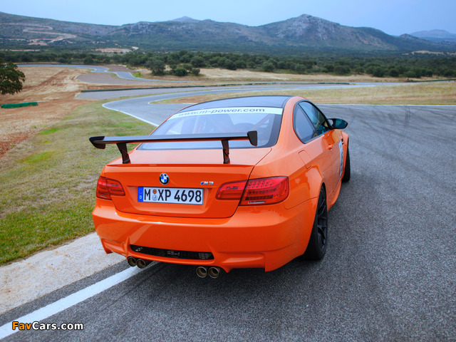 BMW M3 GTS (E92) 2010 pictures (640 x 480)