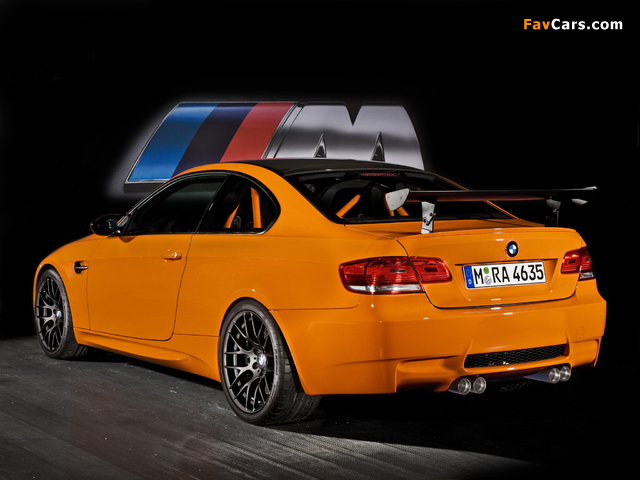 BMW M3 GTS (E92) 2010 pictures (640 x 480)