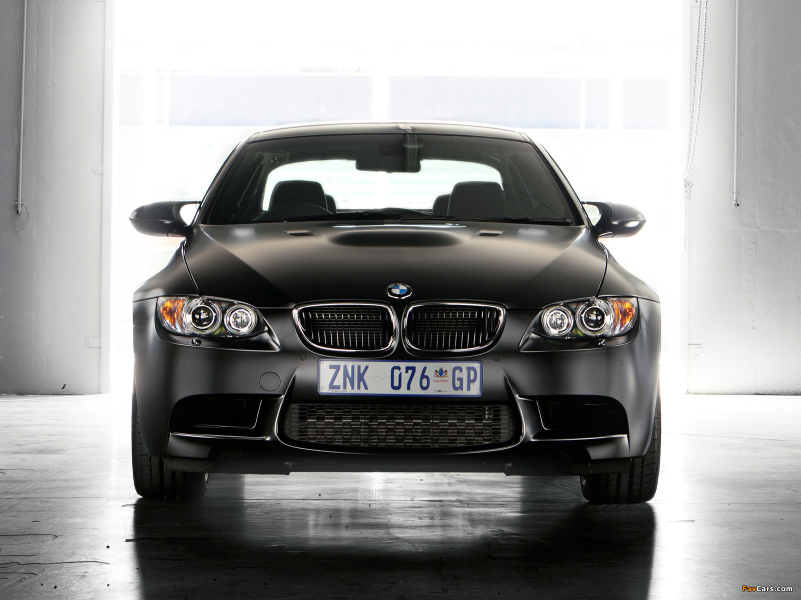 BMW M3 Coupe Frozen Edition (E92) 2010–11 pictures (1600 x 1200)