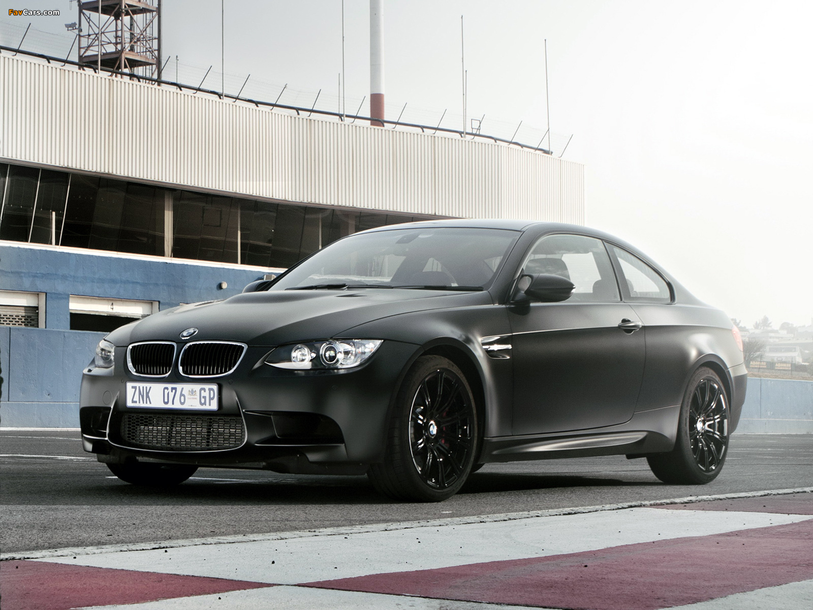 BMW M3 Coupe Frozen Edition (E92) 2010–11 wallpapers (1600 x 1200)