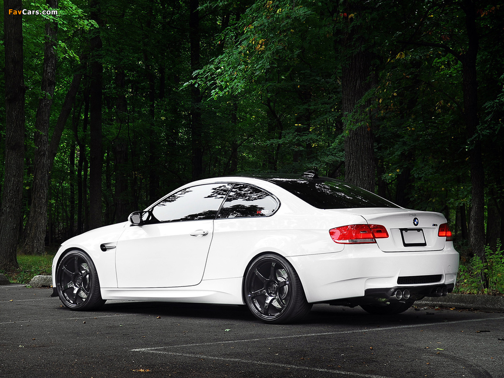 WSTO BMW M3 Coupe (E92) 2010 wallpapers (1024 x 768)