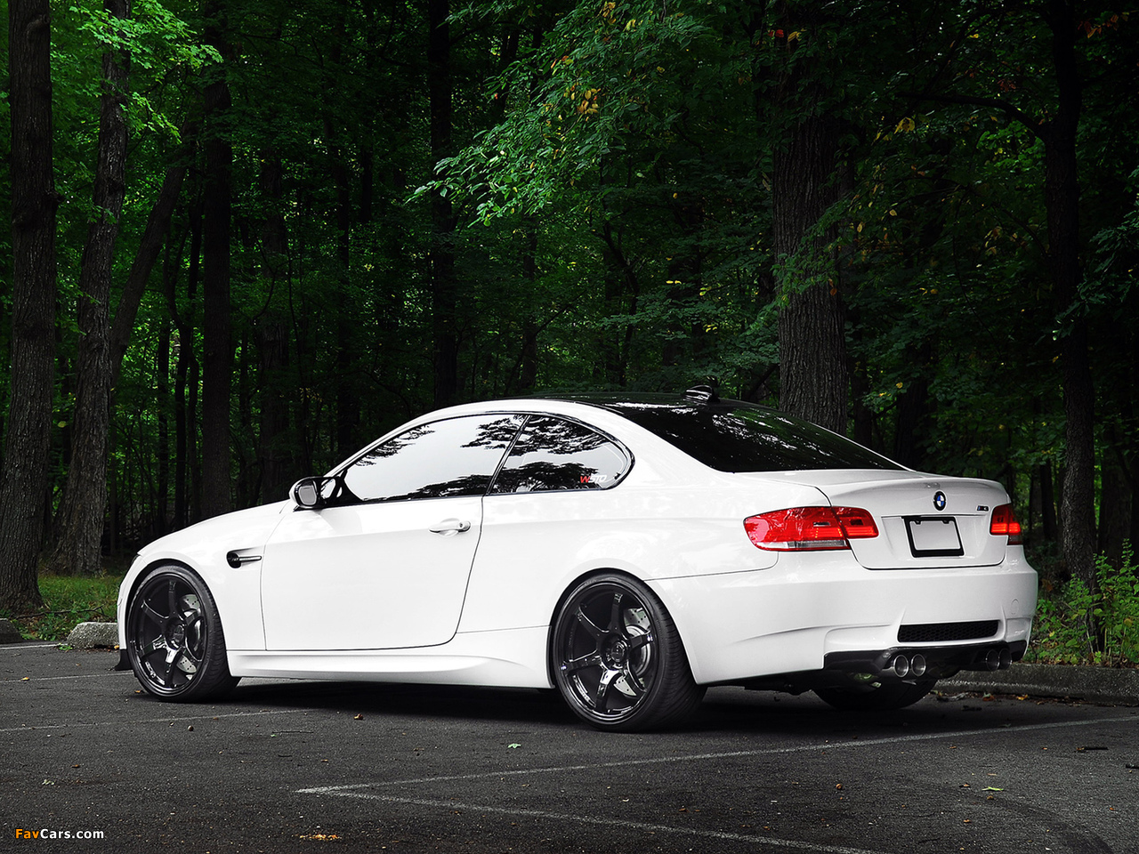 WSTO BMW M3 Coupe (E92) 2010 wallpapers (1280 x 960)