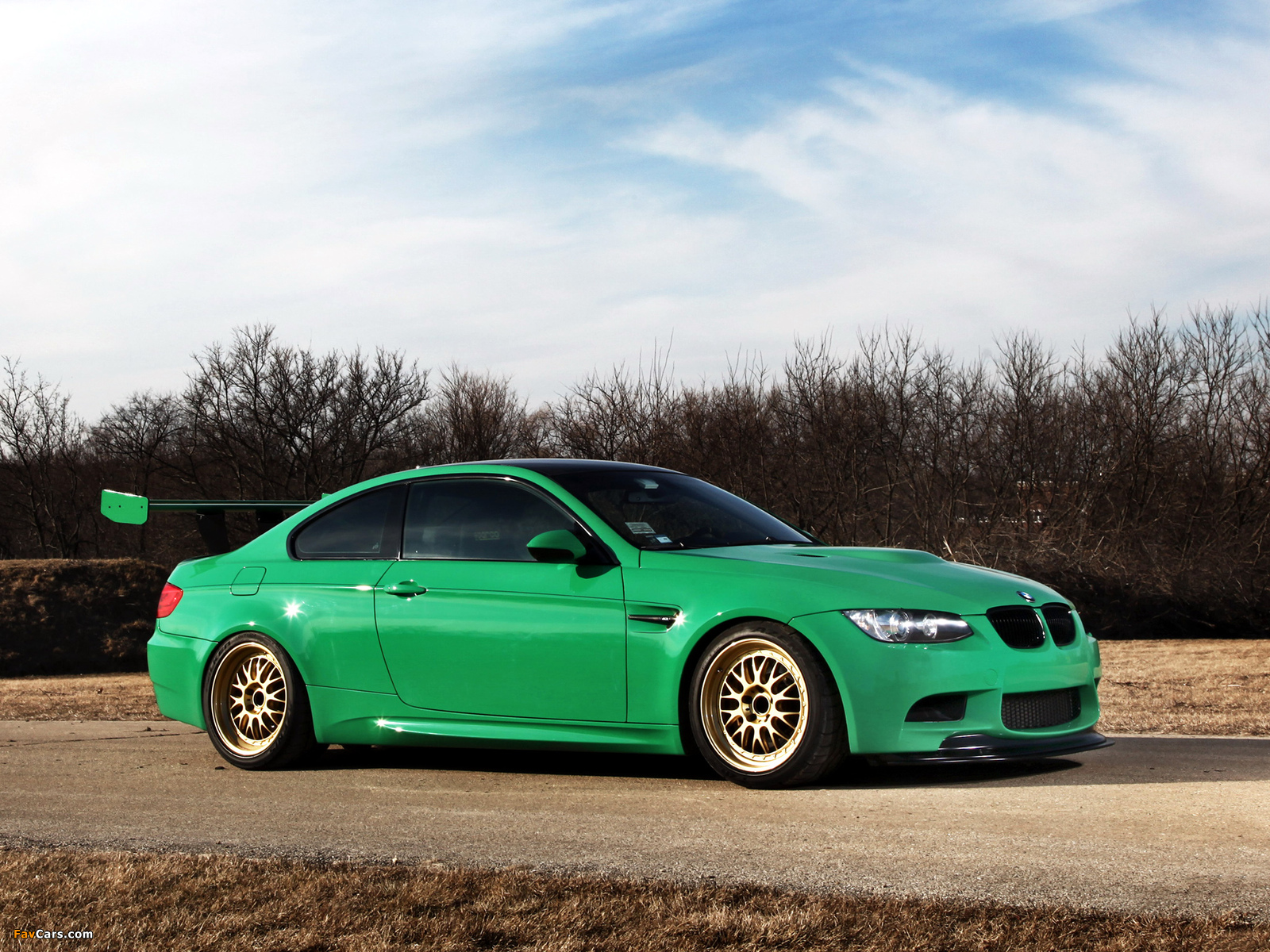 IND BMW M3 Coupe Green Hell S65 (E92) 2011 images (1600 x 1200)
