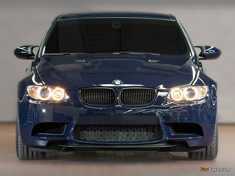 BMW M3 GTS Sedan Concept (E90) 2011 photos (800 x 600)