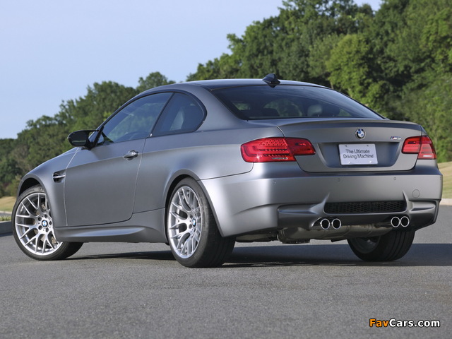 BMW M3 Coupe Frozen Gray Edition (E92) 2011 photos (640 x 480)