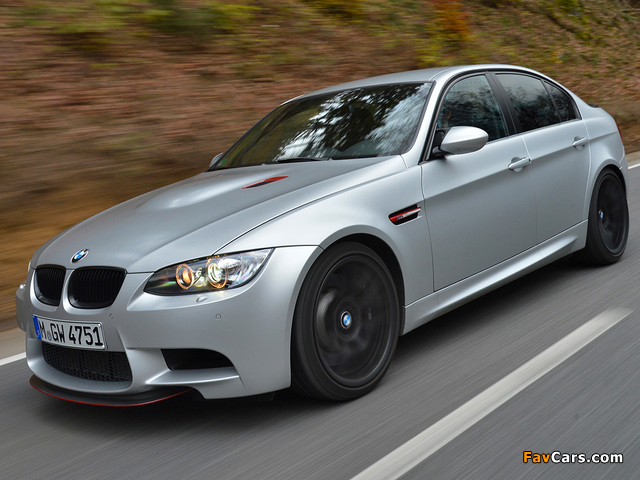 BMW M3 CRT (E90) 2011 pictures (640 x 480)