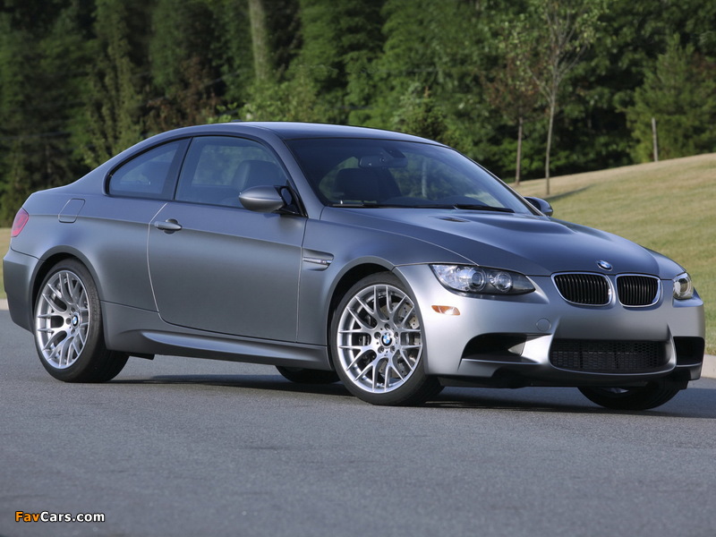 BMW M3 Coupe Frozen Gray Edition (E92) 2011 wallpapers (800 x 600)