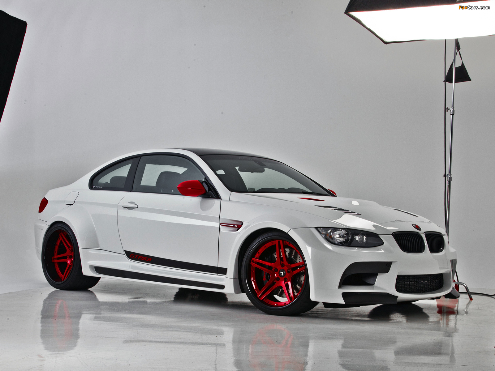 Vorsteiner BMW M3 Coupe GTRS3 Candy Cane (E92) 2011 wallpapers (1600 x 1200)