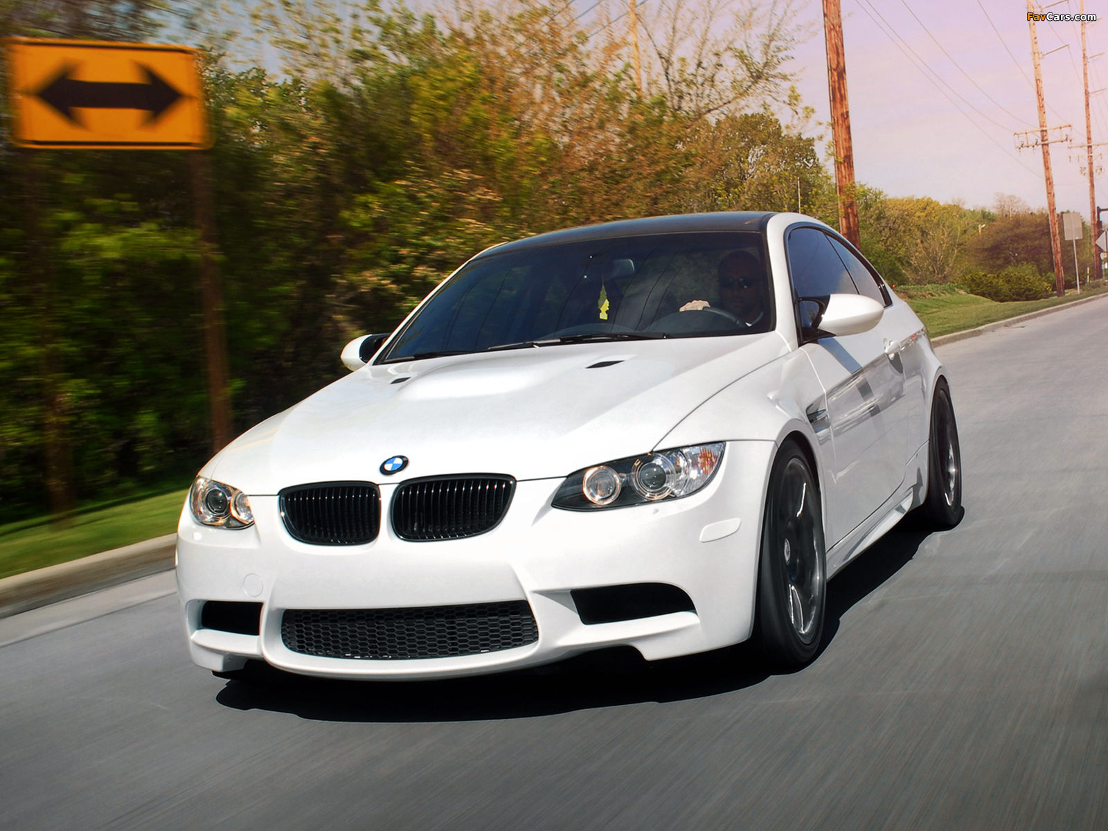 IND BMW M3 Coupe (E92) 2011 wallpapers (1600 x 1200)