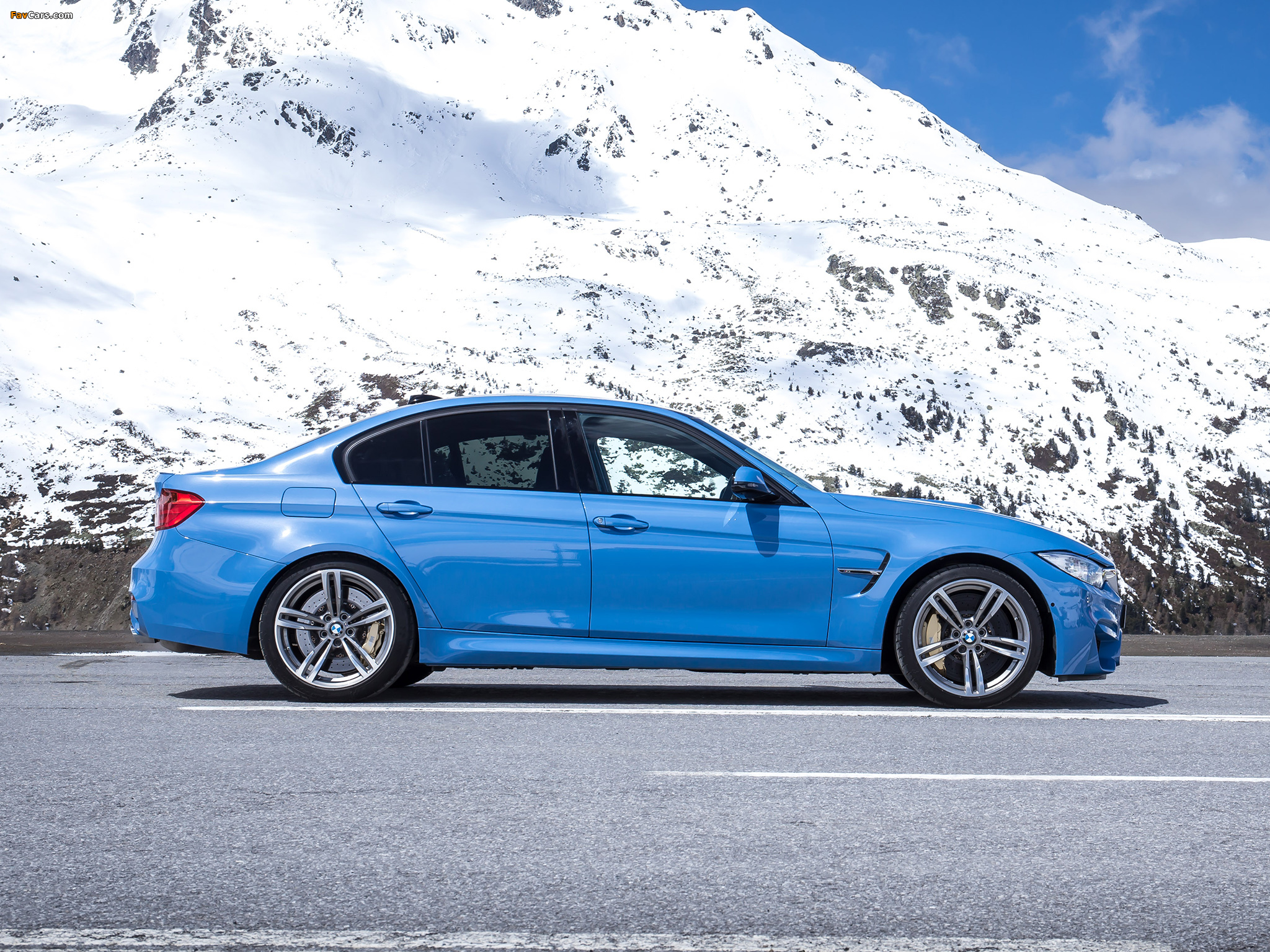 BMW M3 UK-spec (F80) 2014 photos (2048 x 1536)