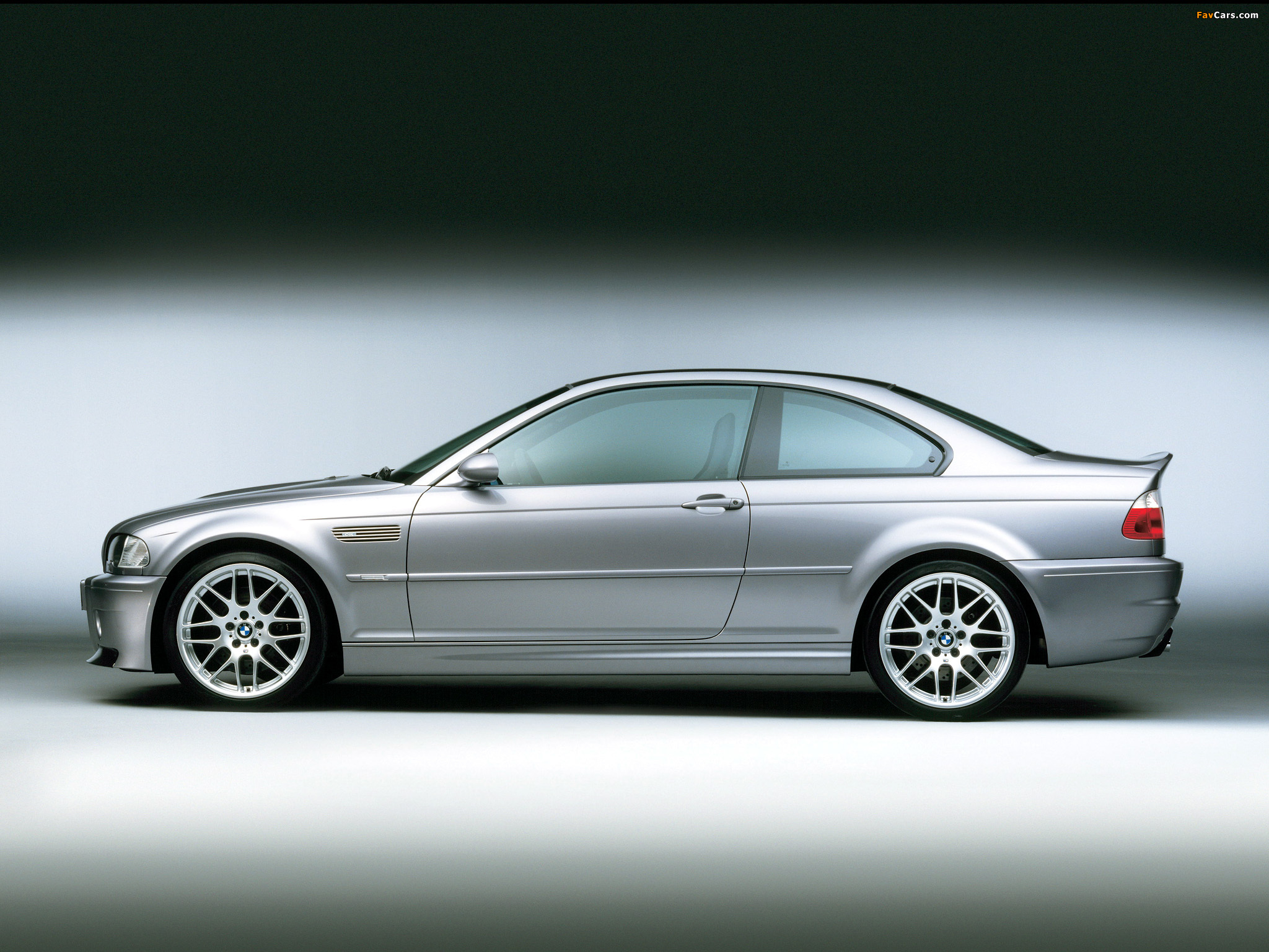 Images of BMW M3 CSL Coupe (E46) 2003 (2048 x 1536)