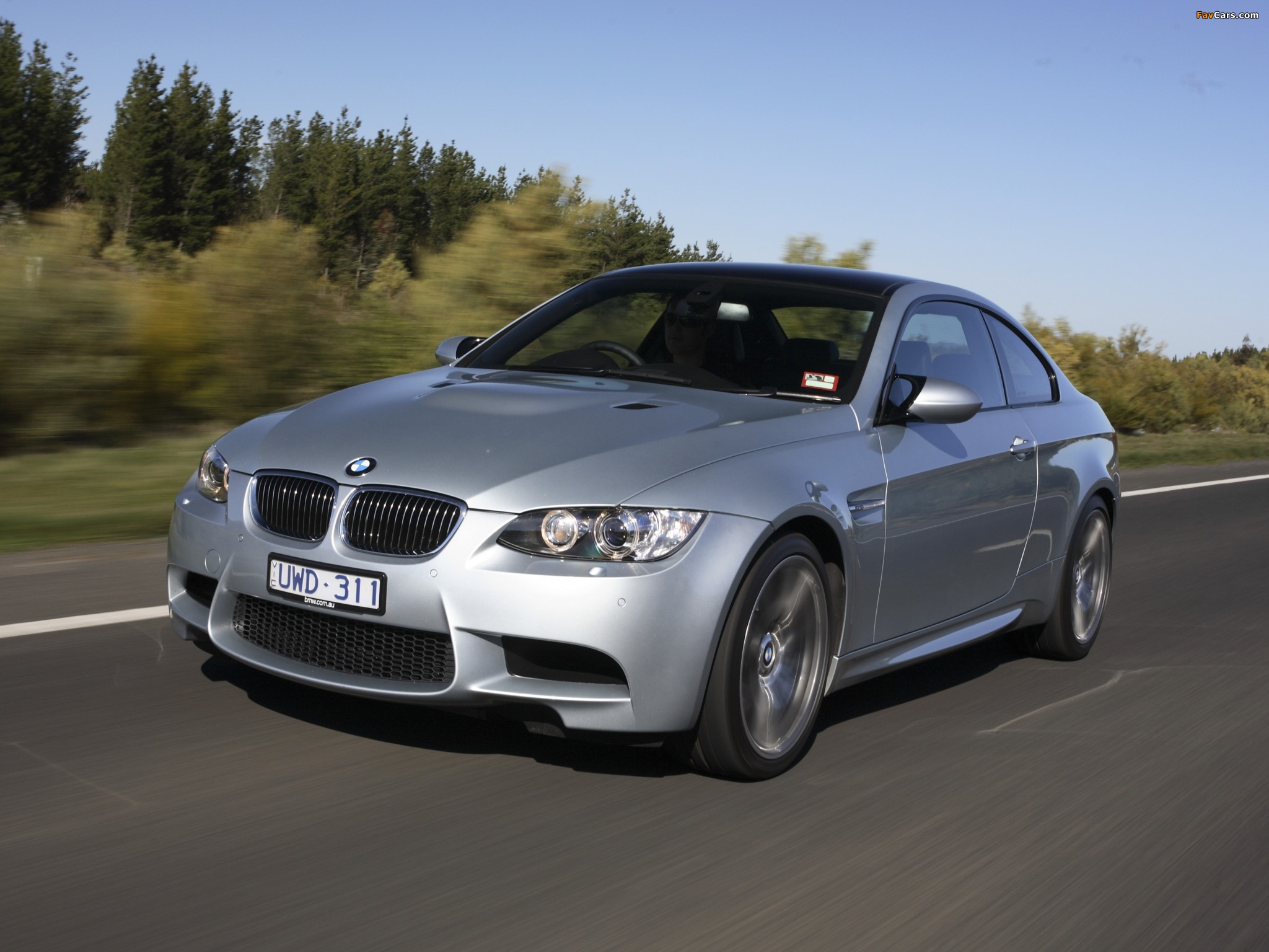 Images of BMW M3 Coupe AU-spec (E92) 2007 (2048 x 1536)