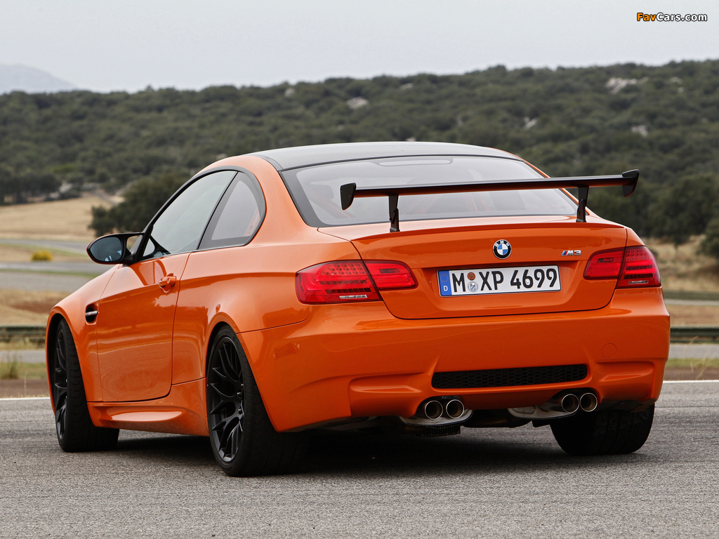 Images of BMW M3 GTS (E92) 2010 (1024 x 768)