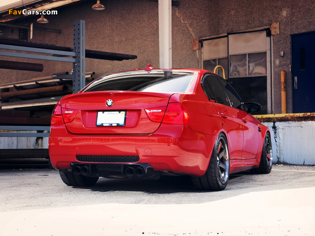 Images of IND BMW M3 Sedan Red Death (E90) 2010 (640 x 480)