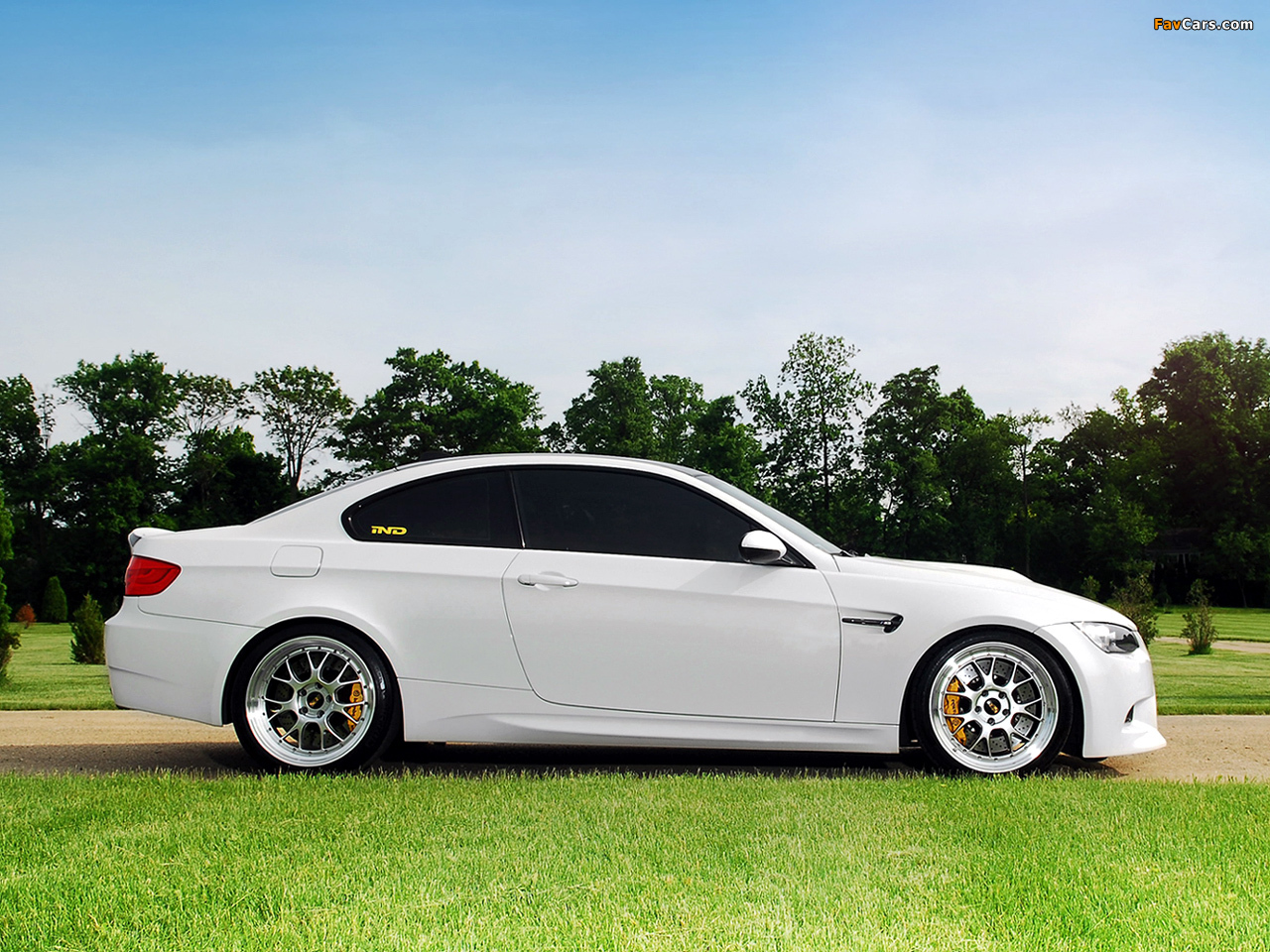 Images of IND BMW M3 Coupe (E92) 2011 (1280 x 960)