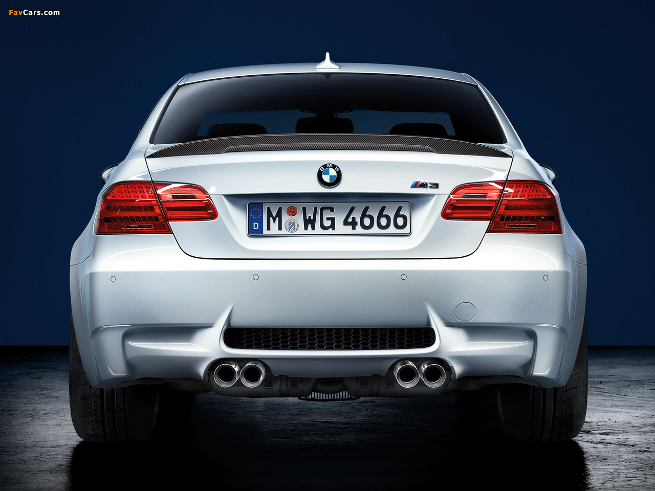 Images of BMW M3 Coupe M-Performance Package (E92) 2011 (1280 x 960)