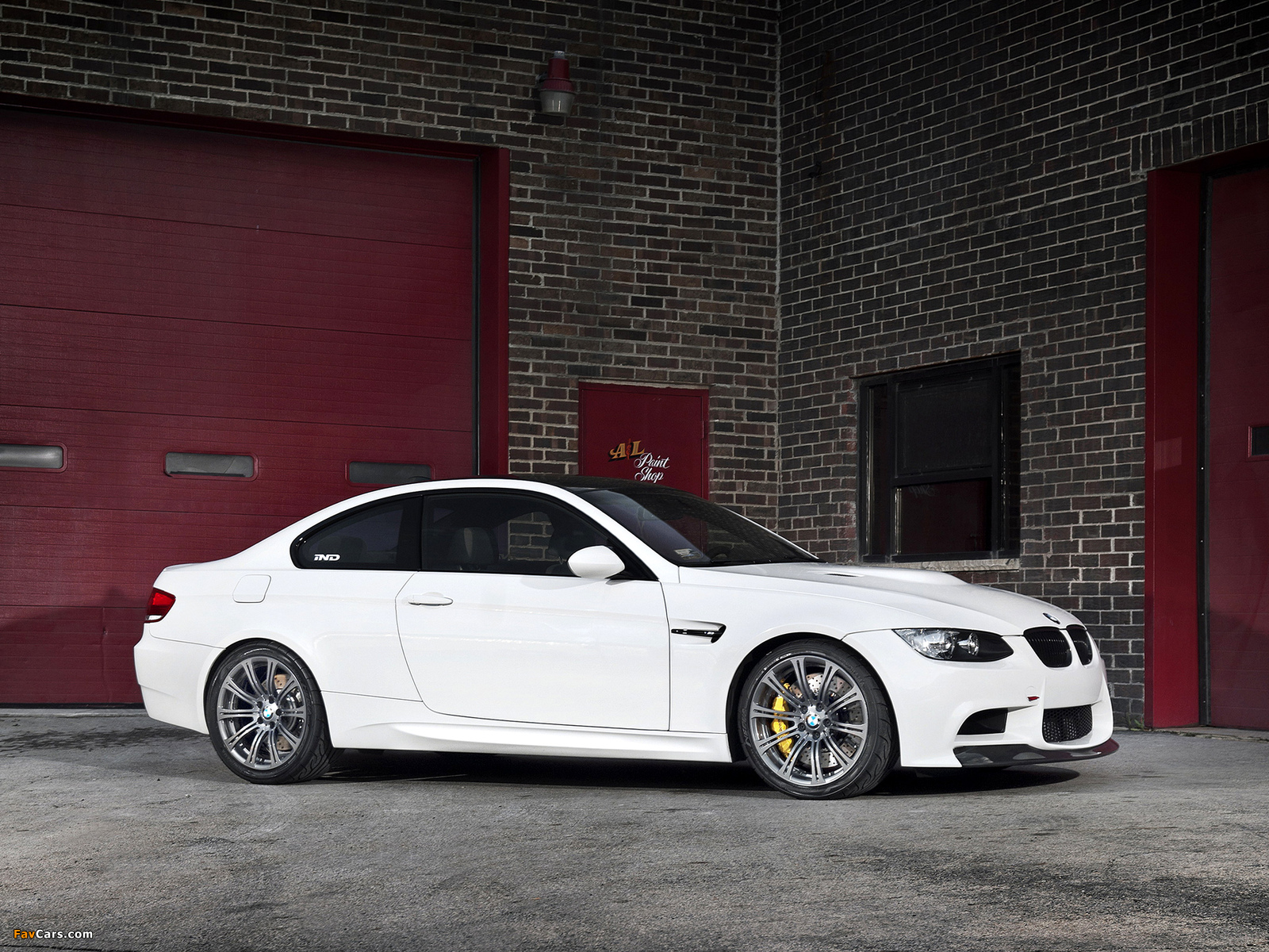 Images of IND BMW M3 Coupe VT1-535 (E92) 2011 (1600 x 1200)
