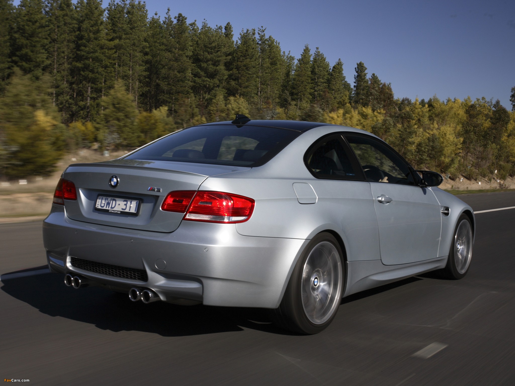 Photos of BMW M3 Coupe AU-spec (E92) 2007 (2048 x 1536)