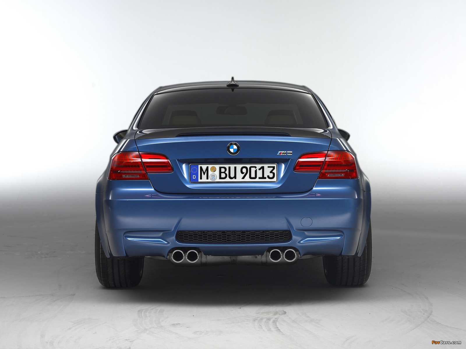 Photos of BMW M3 Coupe Competition Package (E92) 2010 (1600 x 1200)