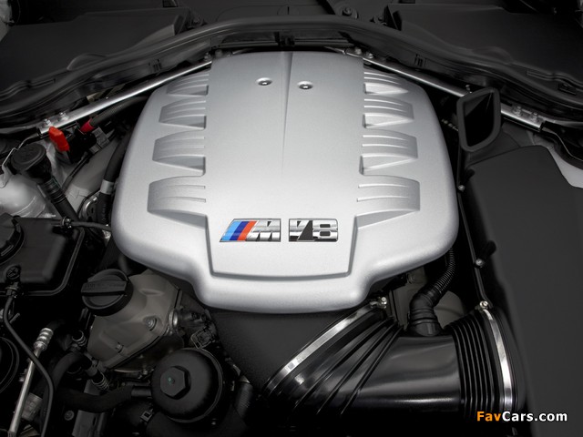 Photos of BMW M3 CRT (E90) 2011 (640 x 480)