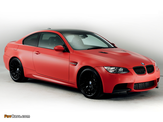 Photos of BMW M3 Coupe Performance Edition (E92) 2012 (640 x 480)