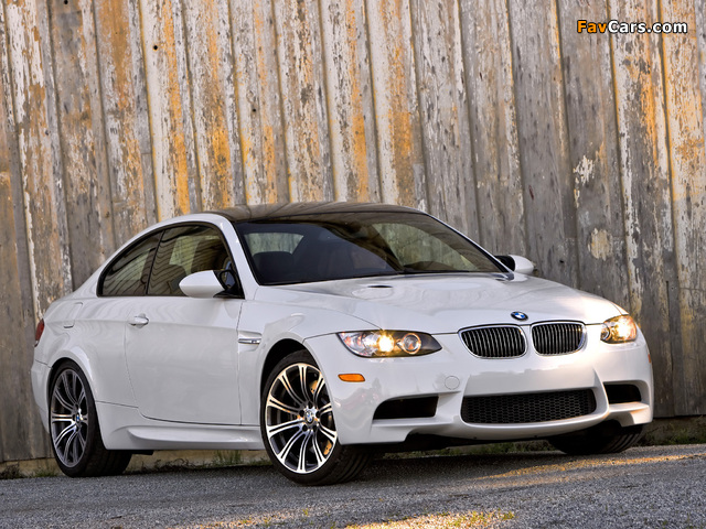 Pictures of BMW M3 Coupe US-spec (E92) 2007–10 (640 x 480)