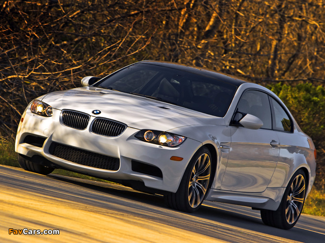 Pictures of BMW M3 Coupe US-spec (E92) 2007–10 (640 x 480)